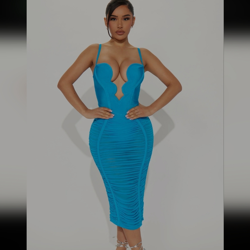 NWT Elegant Turquoise Bodycon Dress NWT Size XL